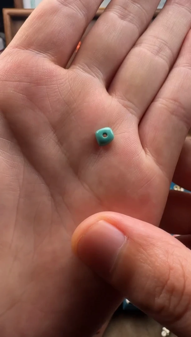 未镶嵌绿松石颈饰松石雕刻隔珠6.3mm