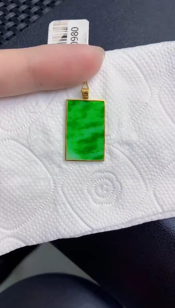 颈饰18K金镶嵌翡翠天然翡翠缅甸A货