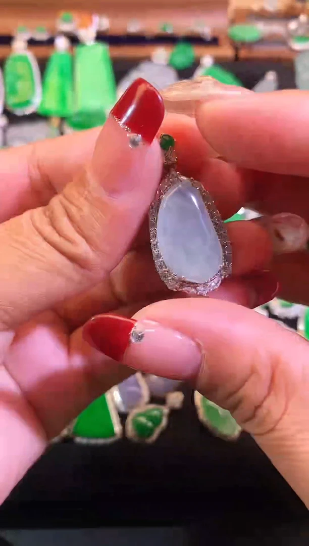 【闪购商品】翡翠颈饰银S925镶嵌缅甸天然A货翡翠