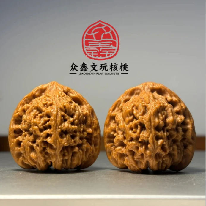 众鑫清华哥-南疆石文玩核桃38.39左右尺寸