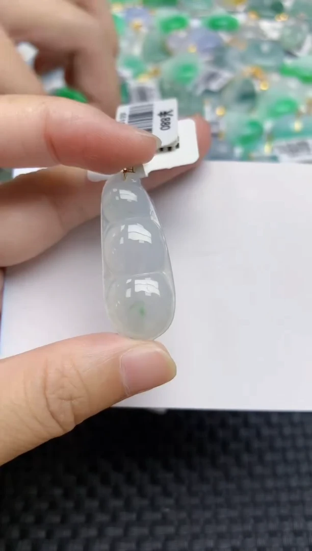 翡翠18K金镶嵌颈饰天然翡翠A货