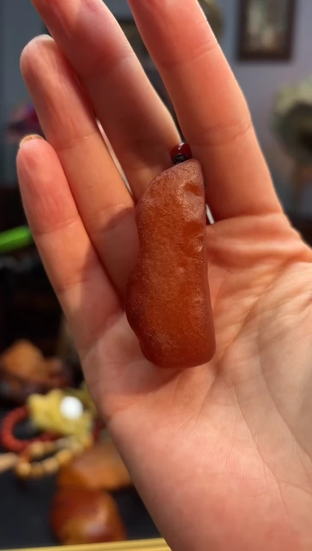 琥珀颈饰未镶嵌手把