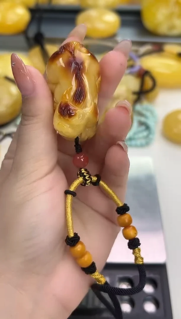 裸石琥珀未镶嵌琥珀蜜蜡吊坠