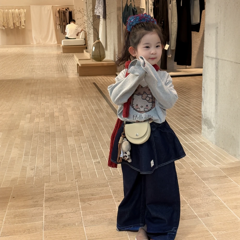 2025秋季款韩系女童可爱卡通印花圆领T恤女宝时髦洋气屁帘牛仔裤