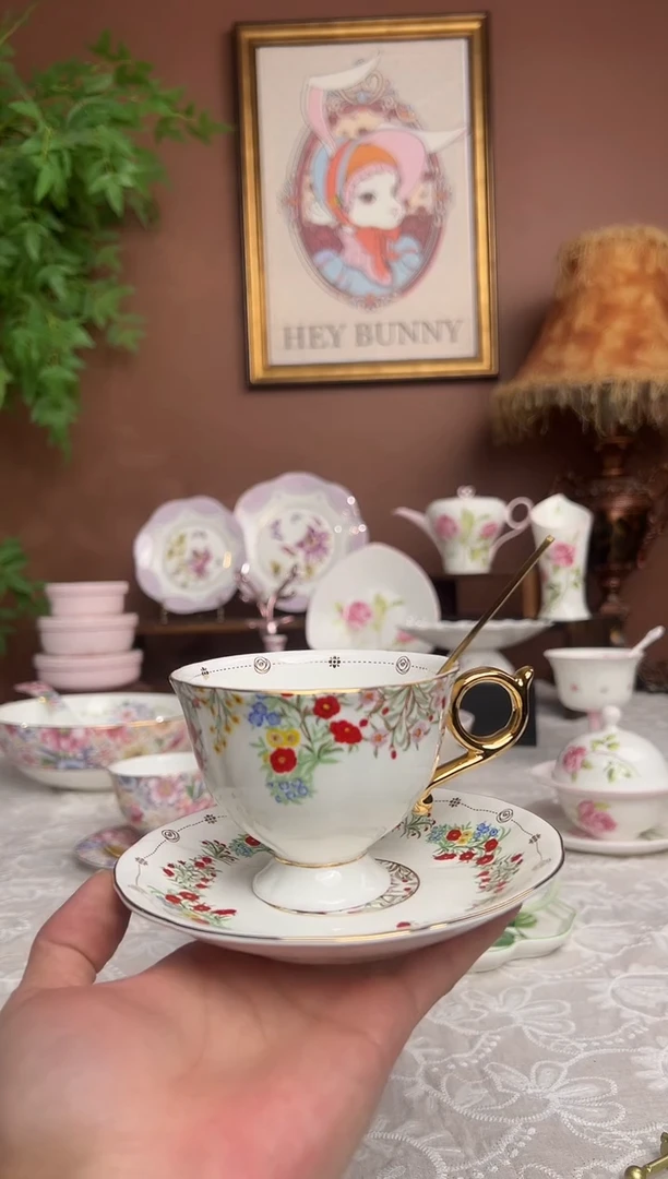 36%以上骨粉骨瓷匈牙利咖啡杯碟