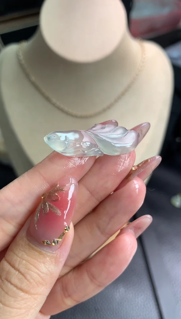 定制翡翠未镶嵌金鱼