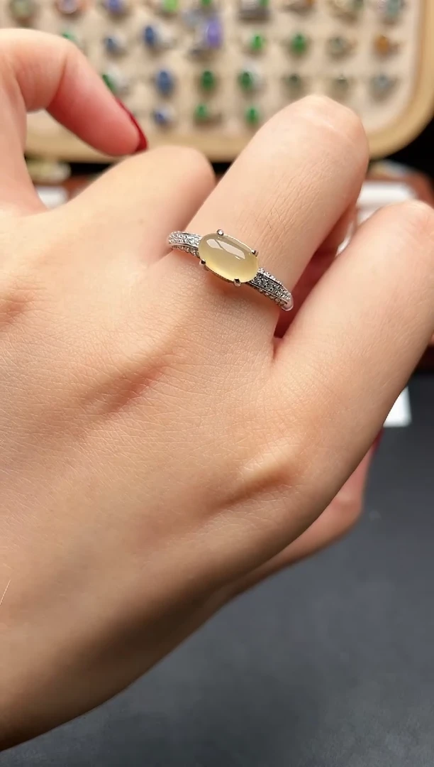 银S925镶嵌戒指翡翠一物一证一礼盒