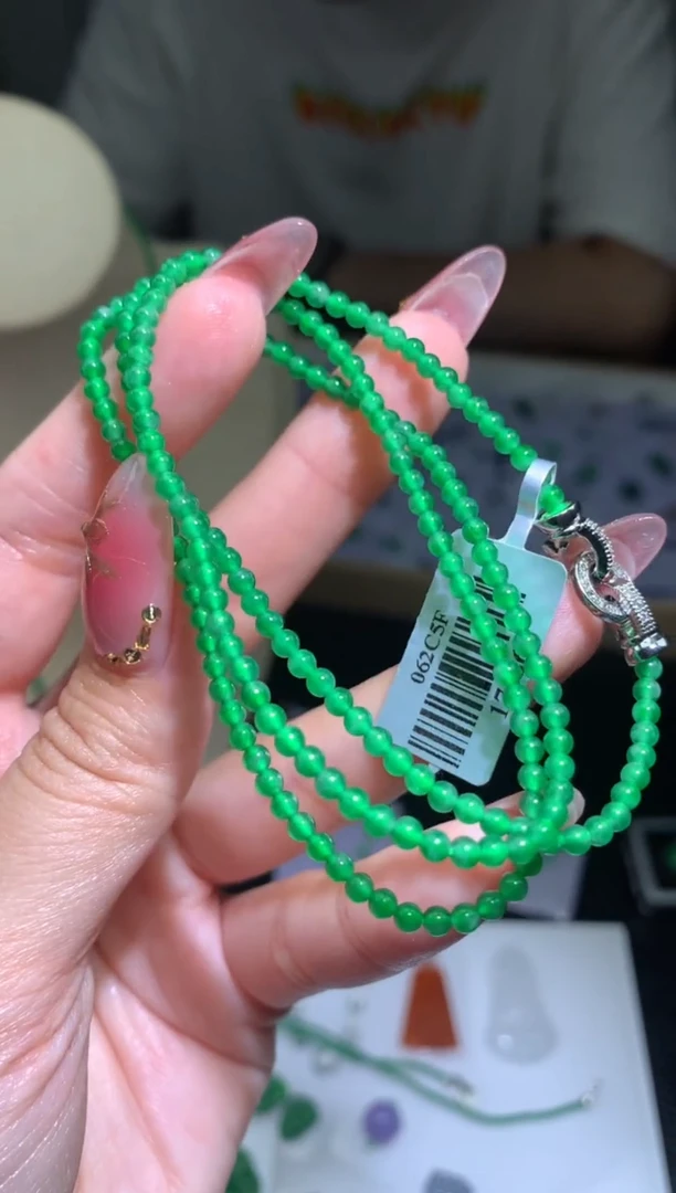 定制翡翠未镶嵌小米珠子