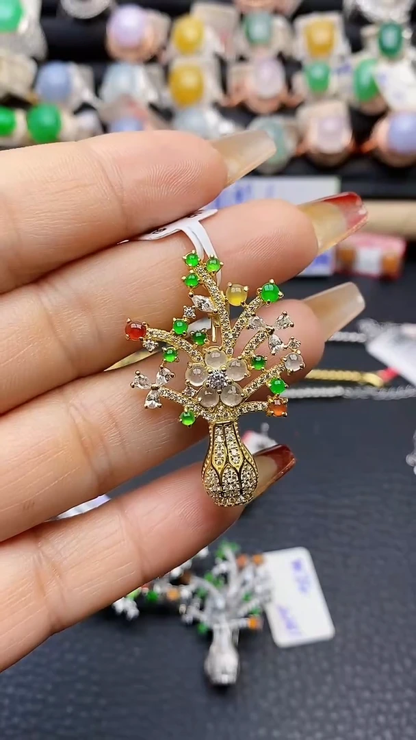 【闪购商品】翡翠戒指银S925镶嵌7837