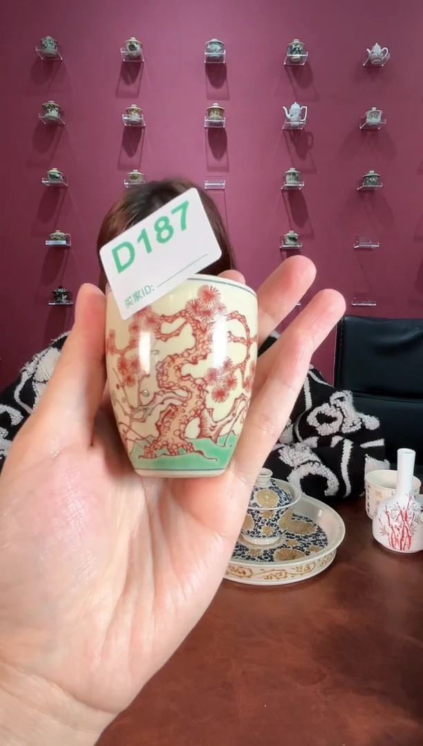 【闪购商品】摆件 景德镇陶瓷红绿彩盖碗187