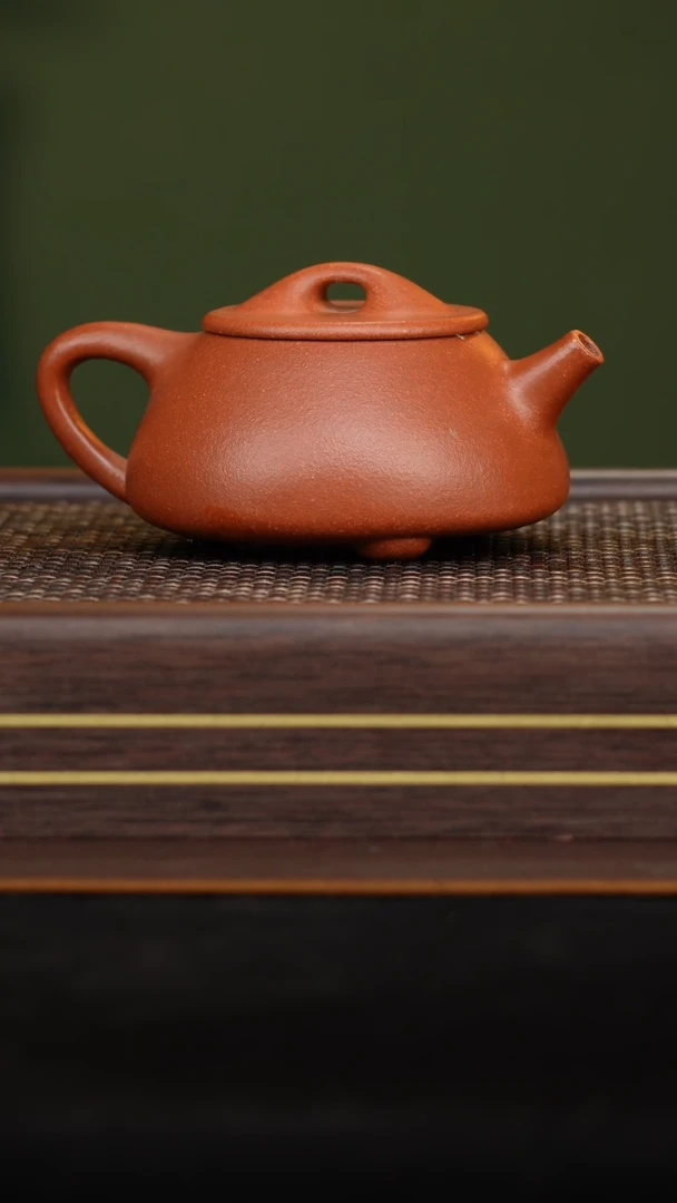 【闪购商品】宜兴（原矿）半手精工紫砂壶