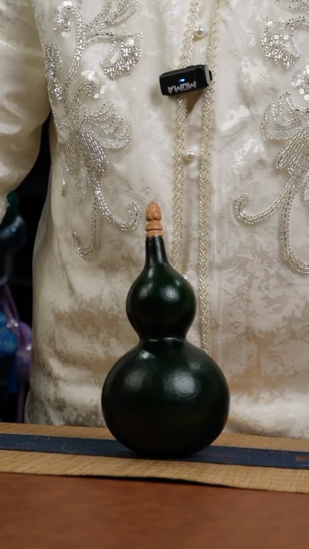 894号 天然热水酒葫芦 一物一拍（有瑕介意勿拍）