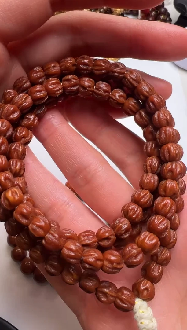 把件柏香籽/百香籽柏香108脖挂