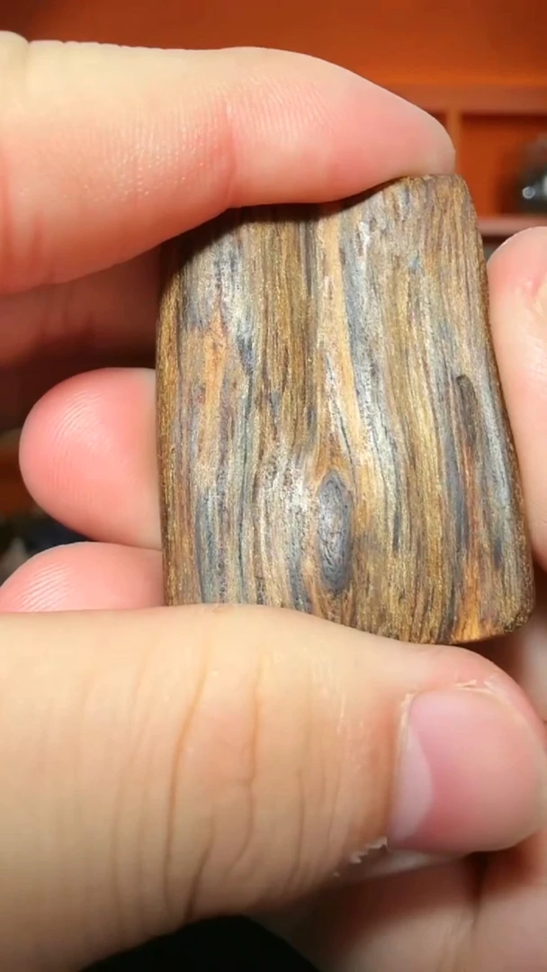 沉香吊坠69号天然野沉水挂件多样性发一