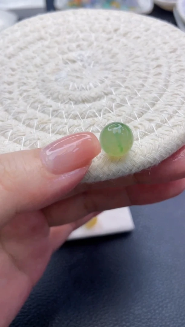 【闪购商品】定制翡翠未镶嵌珠子