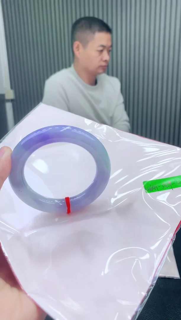 未镶嵌手镯翡翠天然翡翠手镯