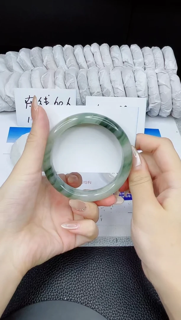 石英质玉手镯未镶嵌48-60.6