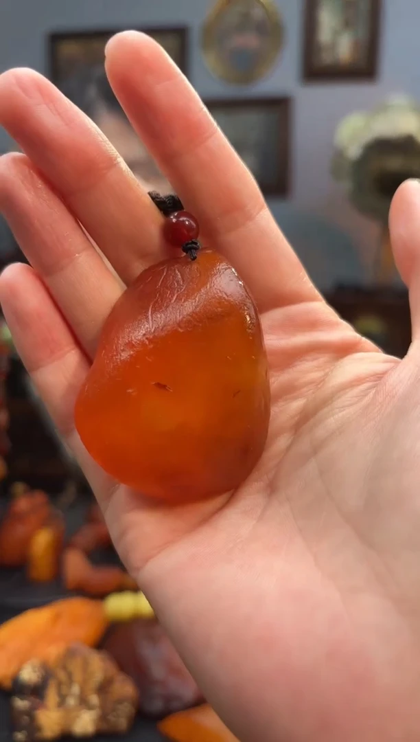 琥珀颈饰未镶嵌吊坠