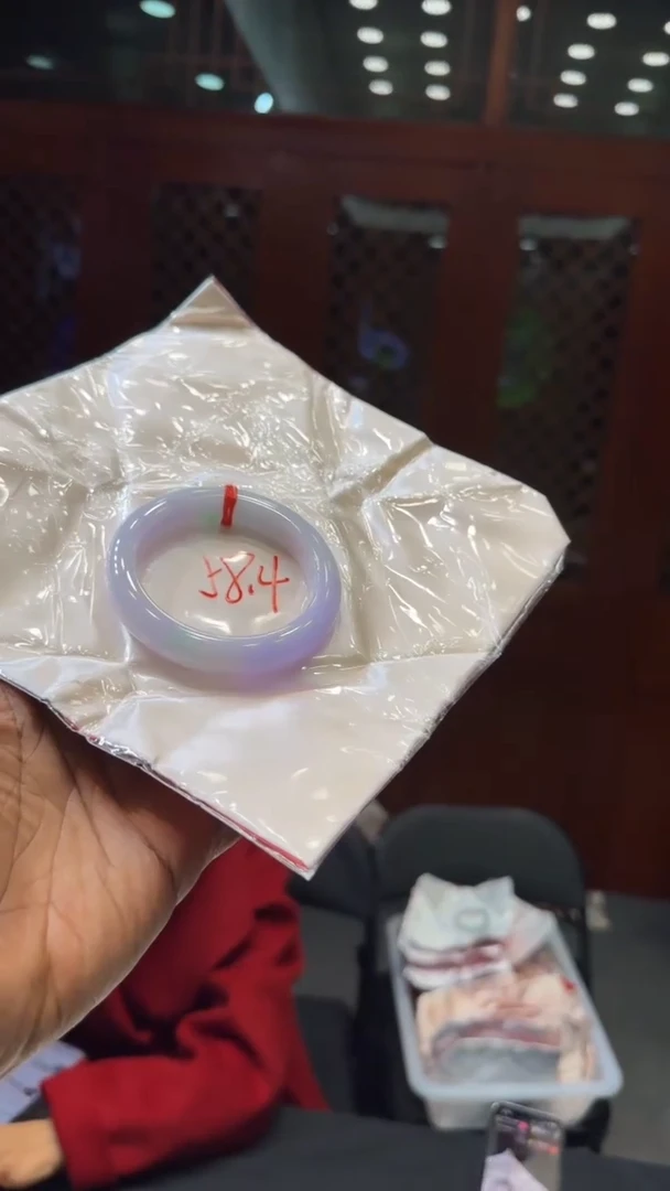 【闪购商品】翡翠手镯未镶嵌手镯微瑕