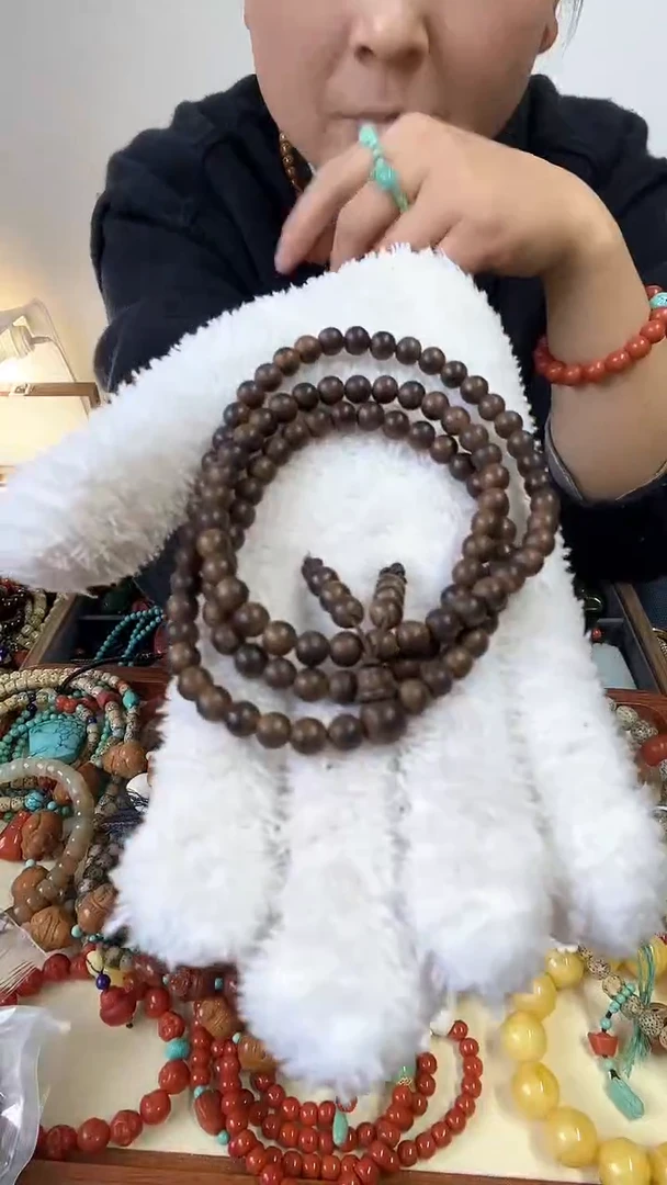 【闪购商品】沉香木手串精品越南沉香素珠108