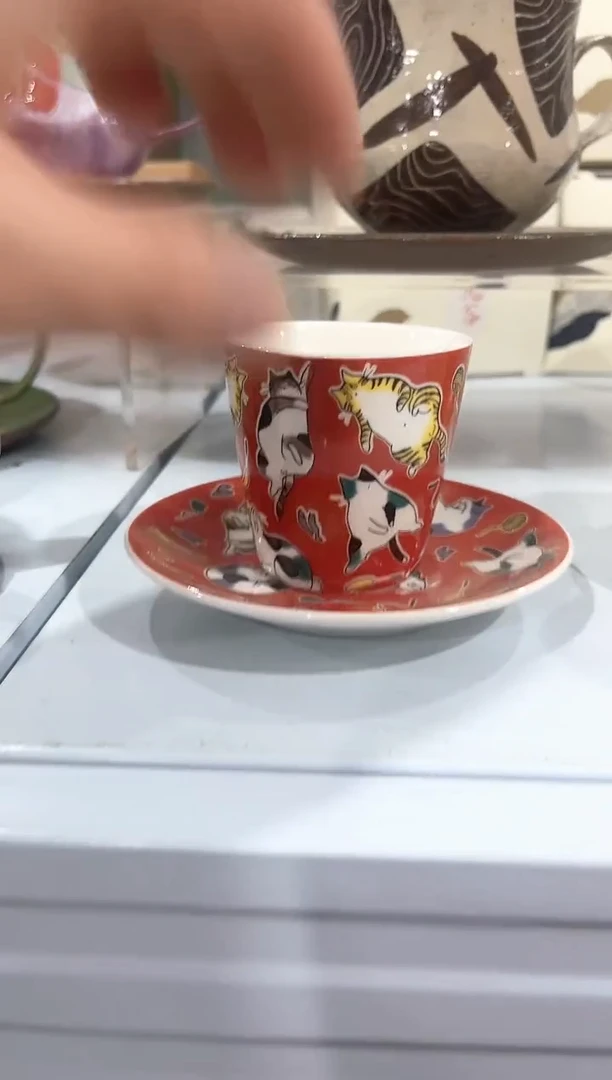 杯子骨瓷（原盒）猫咪小茶杯碟一套