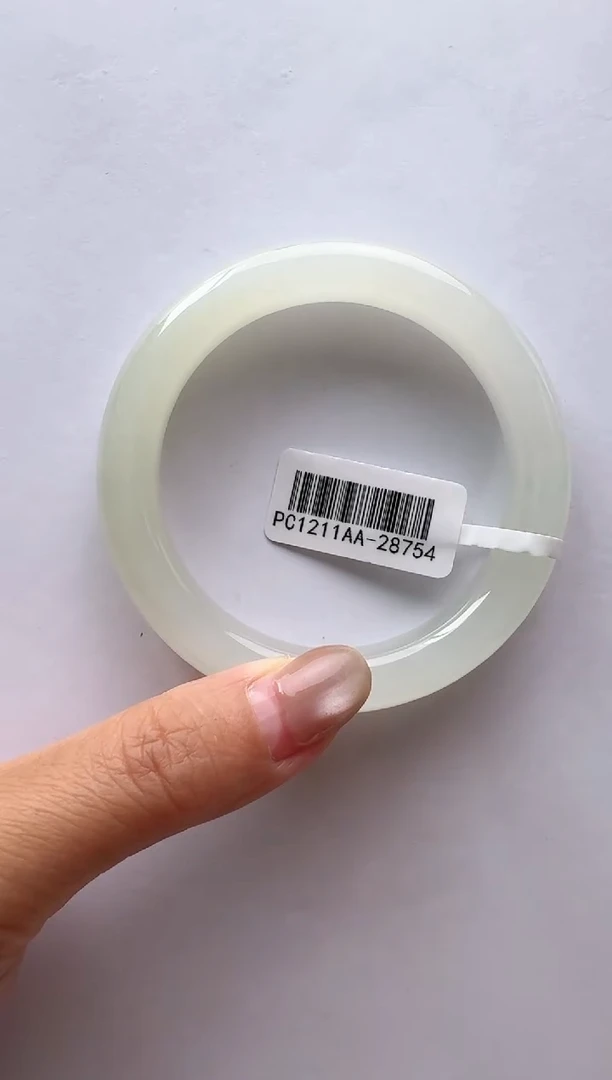 未镶嵌手镯和田玉54