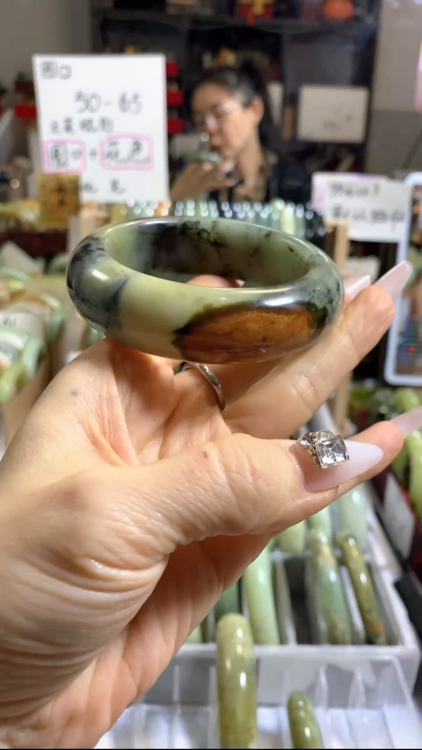 未镶嵌岫玉手镯44 55+