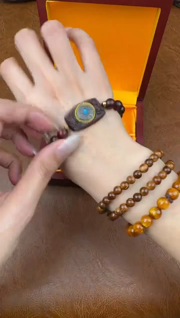 墨韵阁文玩血檀链接-@@ys985