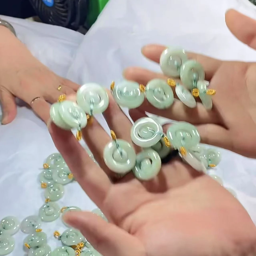 【玉经纶】-506638/Q249-天然A货翡翠吊坠-多样性发其—