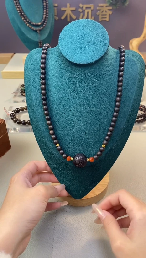 【闪购商品】沉香手串Z顺化06紫棋三圈+降真香顶珠雕刻件