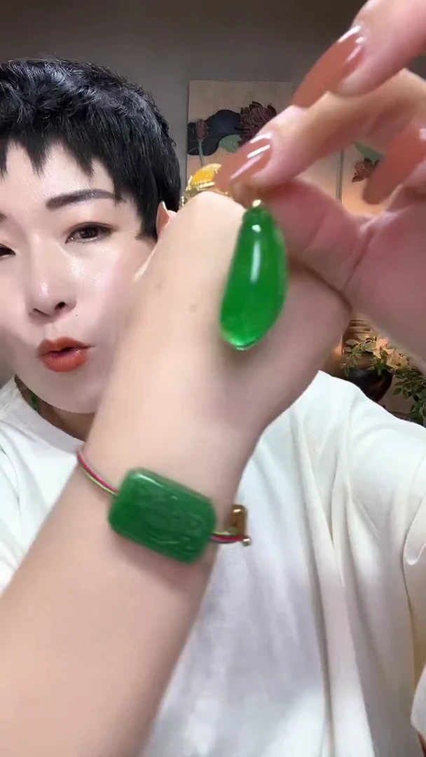 吊坠(赠链)合金翡翠511