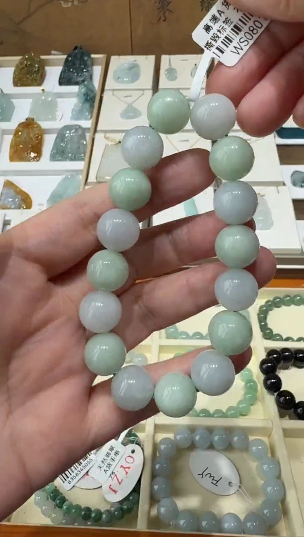 未镶嵌挂件翡翠A货翡翠多样性孤品