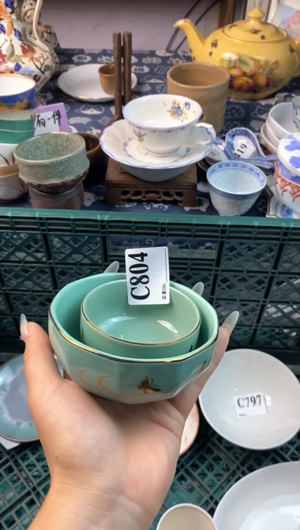 瓷片小*[○･｀Д´･ ○][○･｀Д´･ ○]