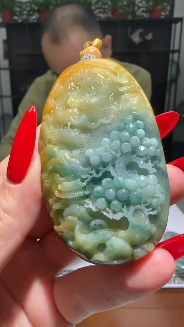 【闪购商品】翡翠颈饰未镶嵌天然翡翠A货吊坠