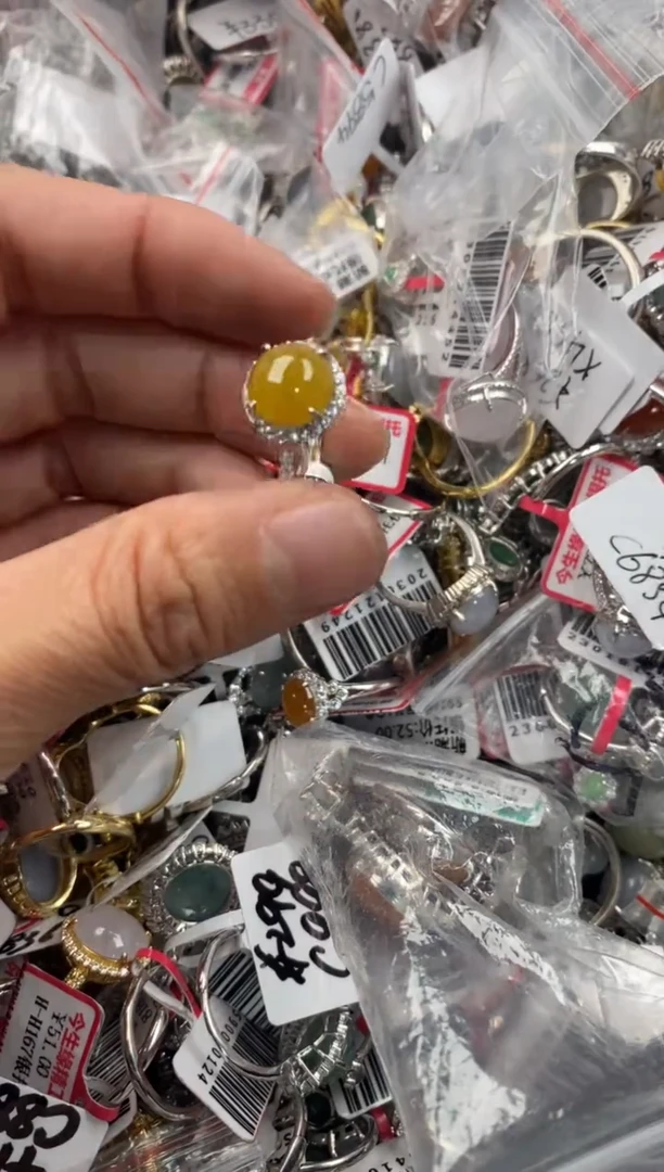 银S925镶嵌戒指翡翠888   1
