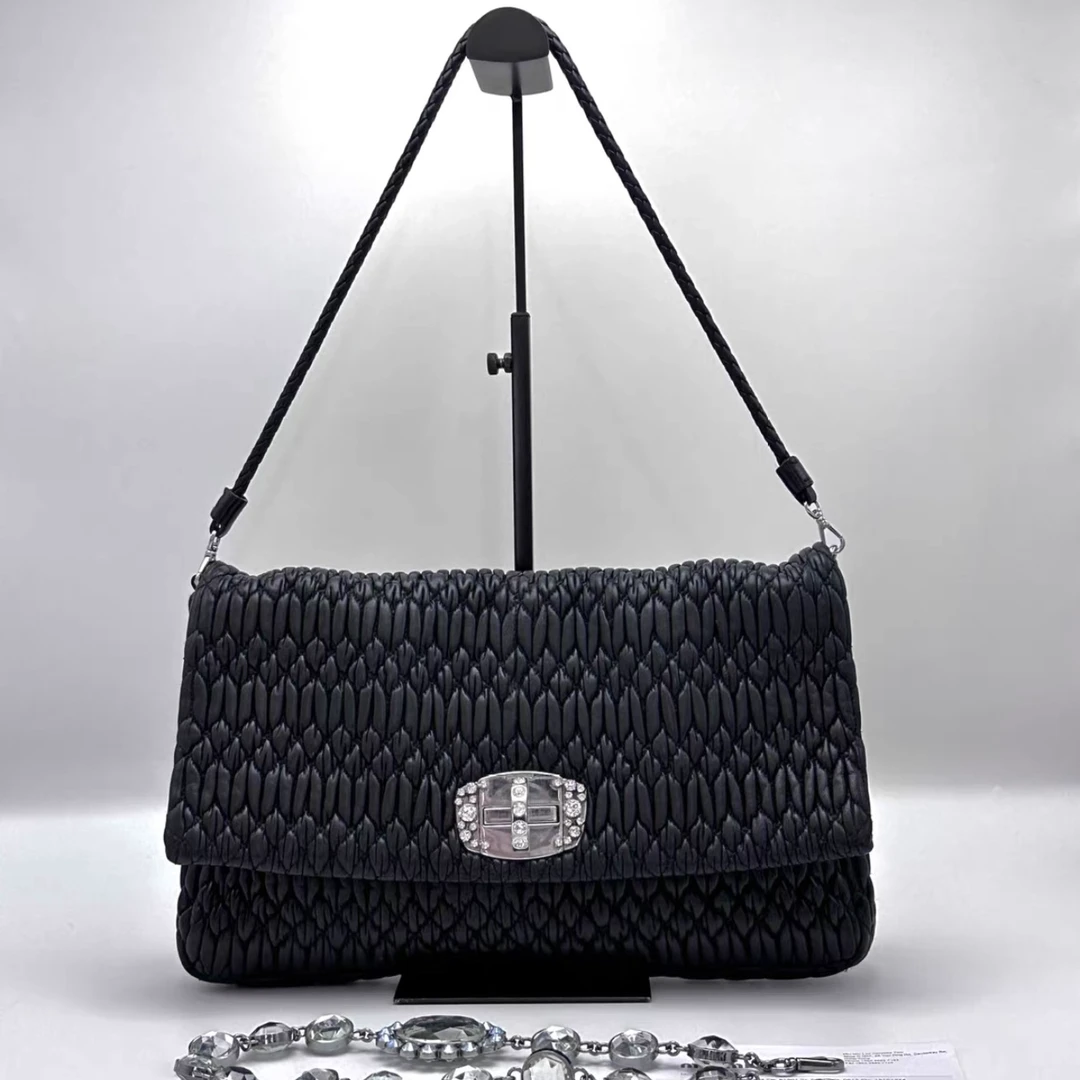 99新 MIU MIU/缪缪 缪缪黑色大号水晶肩带款