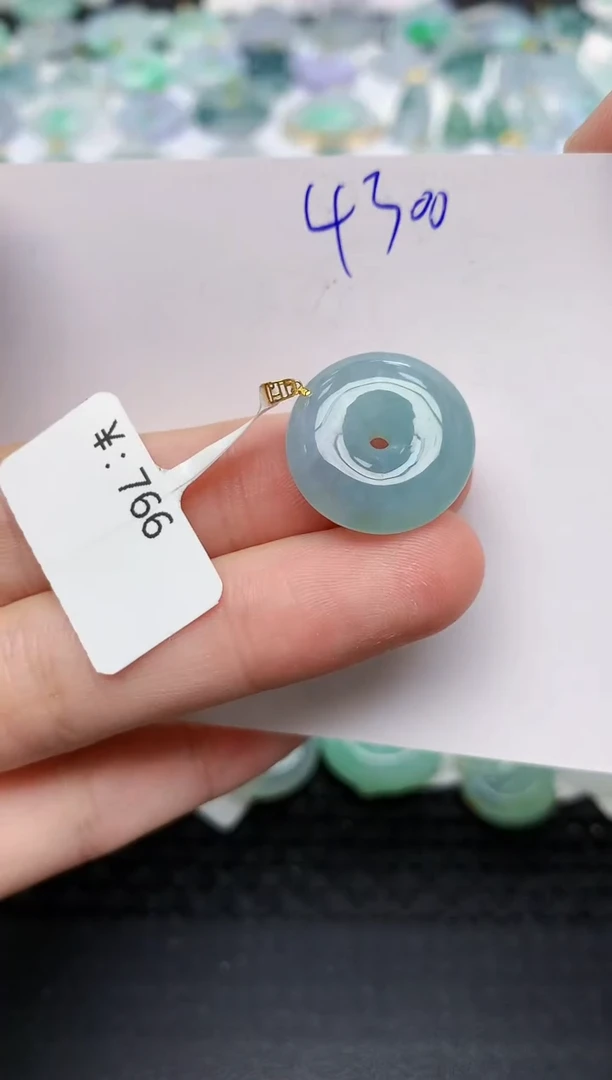 颈饰18K金镶嵌翡翠天然缅甸A货翡翠百元以上9元证书费自理