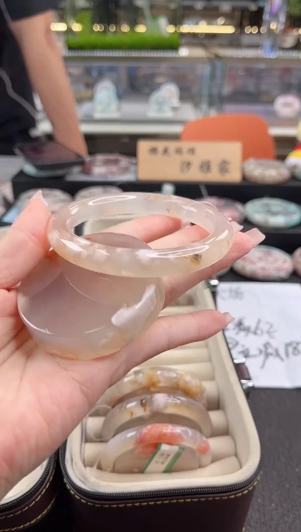 未镶嵌手镯石英质玉59圈口 （赠品镯心）642556