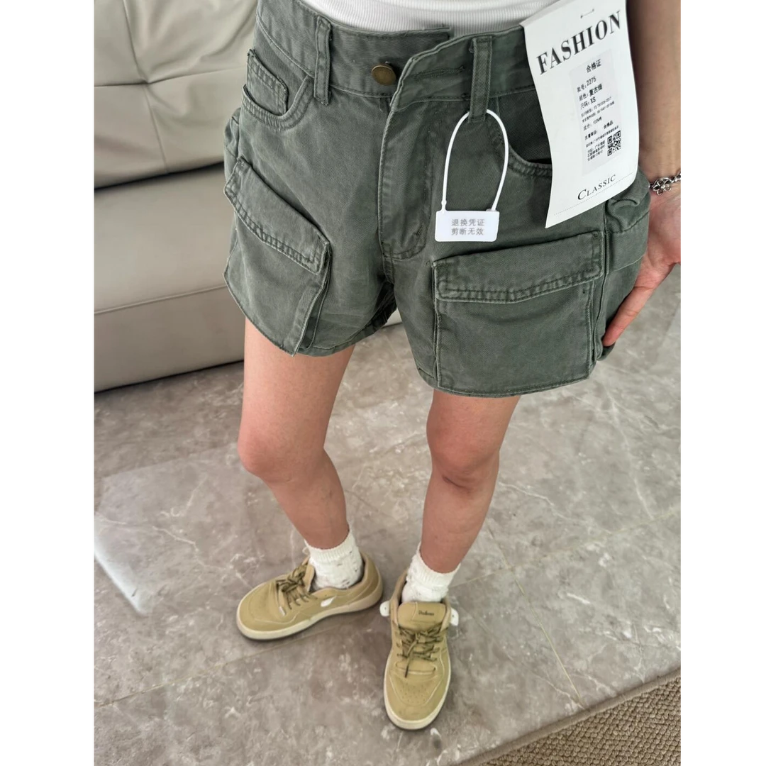 夏季新款复古绿美式辣妹复古多口袋工装牛仔短裤女设计感宽松阔腿
