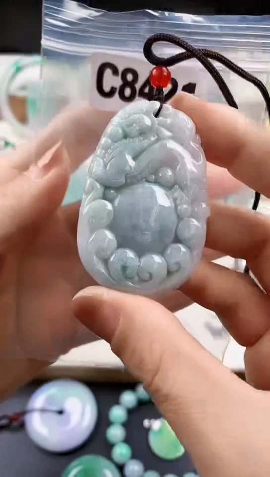 颈饰未镶嵌翡翠天然翡翠吊坠挂件