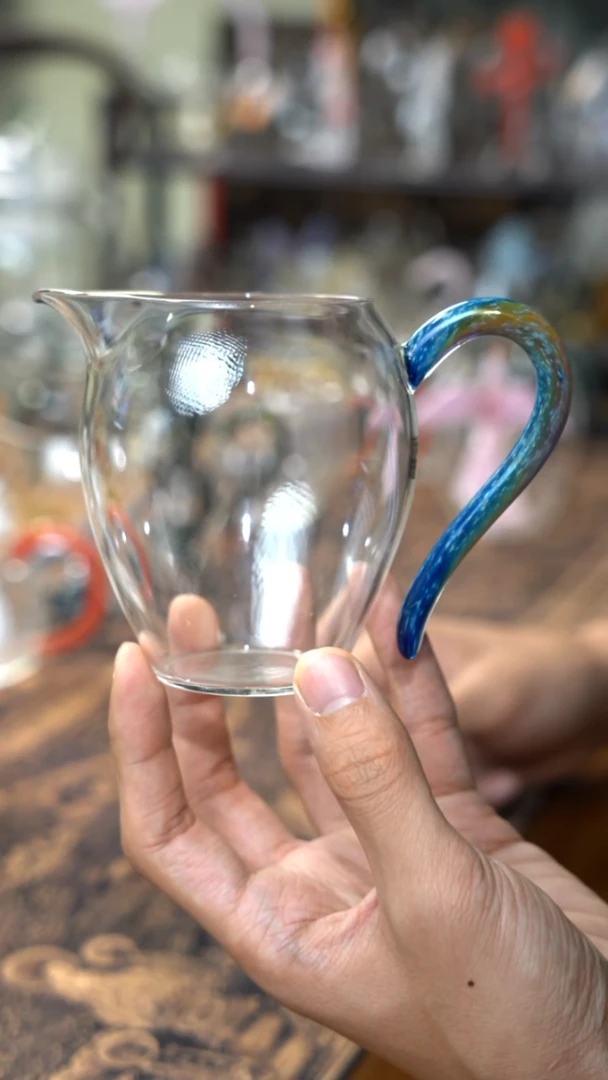 星云清颜公道杯  晶焱金标