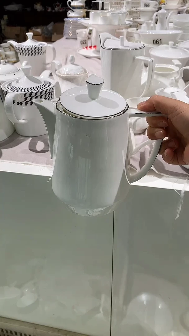 隆达骨瓷孤品秒杀 茶壶