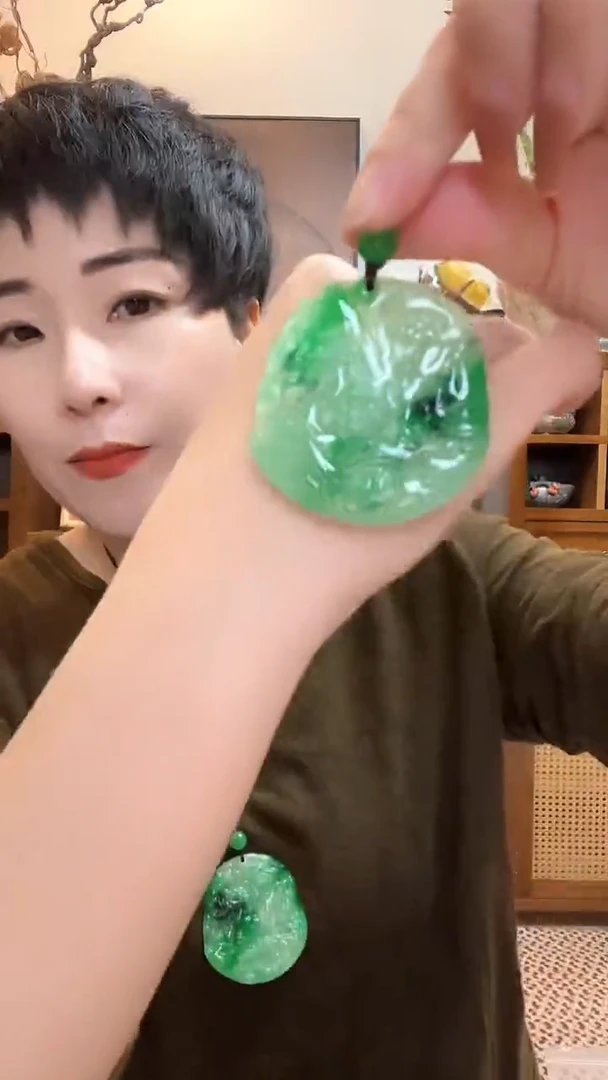 吊坠(赠链)未镶嵌翡翠多样性发货535