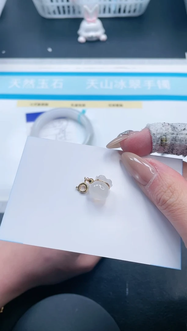 【闪购商品】石英质玉颈饰未镶嵌福袋