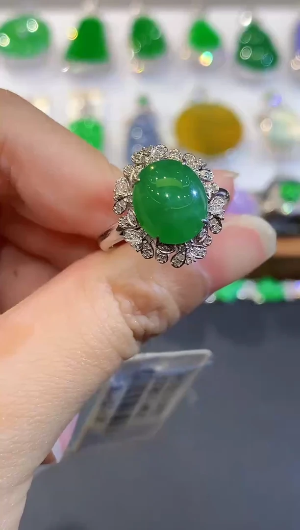 18K金镶嵌戒指翡翠SY多样性发其一