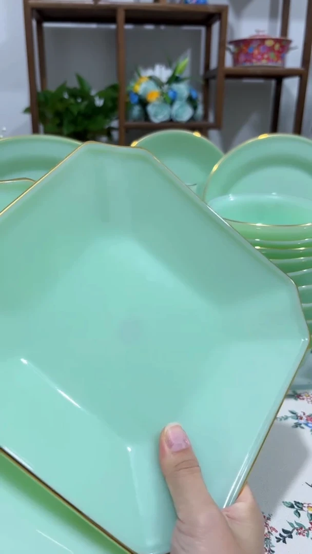 8.5英寸玉瓷方盘2个【贝美】