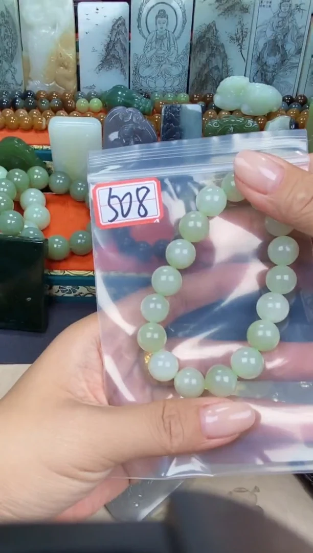 和田玉未镶嵌颈饰和田玉