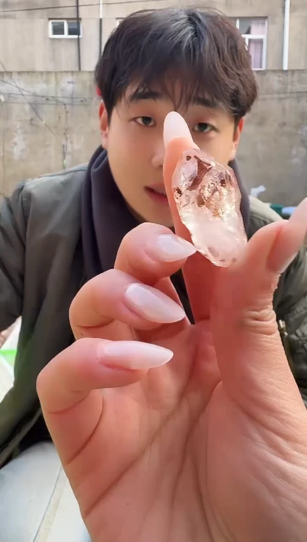 【闪购商品】水晶摆件未镶嵌红泥骸骨 229