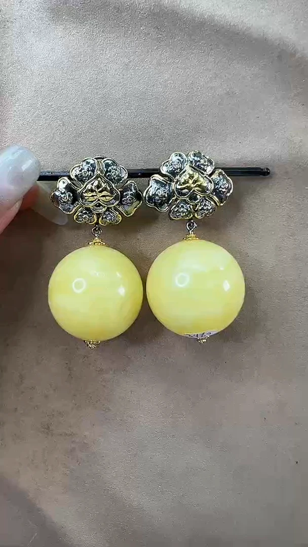 琥珀颈饰未镶嵌耳环
