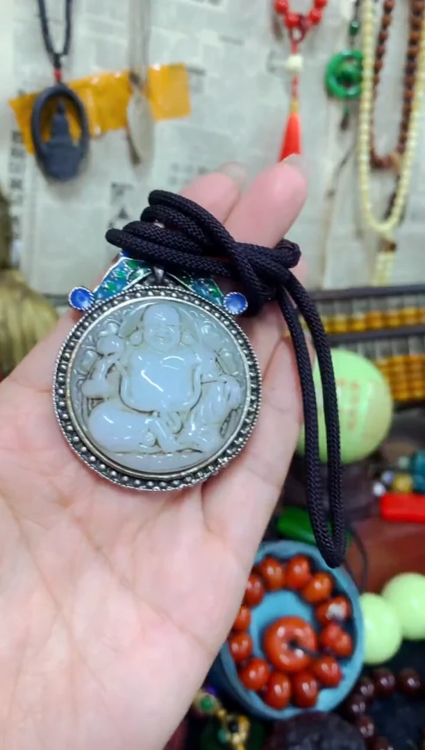 和田玉未镶嵌挂件主播推荐主播推荐